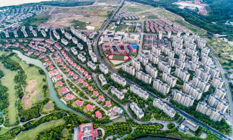 Affordable vs Premium: A Real Estate Comparison of Mumbai’s Suburbs