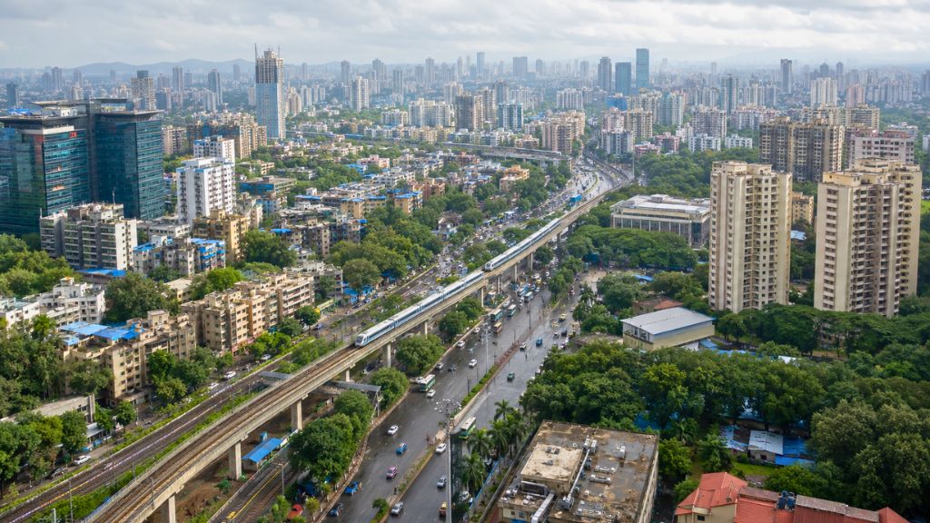 Monthly Cost of Living in Mumbai in 2026 What Residents Should Realistically Expect